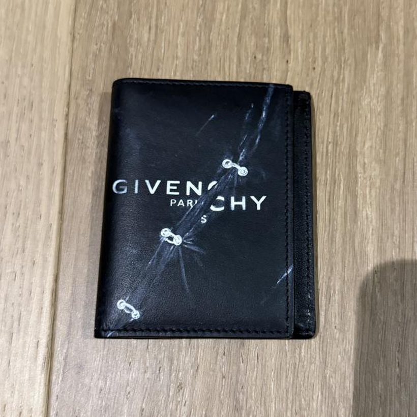 Givenchy Leather Card Holder — Black